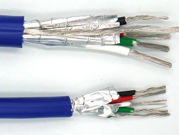 廣東電纜廠講解橡膠電纜金屬套設(shè)備選型考慮因素.jpg 廣東電纜廠講解橡膠電纜金屬套設(shè)備選型考慮因素.jpg